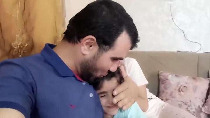 Harrowing footage shows Palestinian father’s final moments before he is killed in Israeli air strikes.mp4