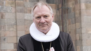 Biskop Henrik Stubkjær forestod Søren Pape Poulsens bisættelse: Hans ord ramte lige i hjertet