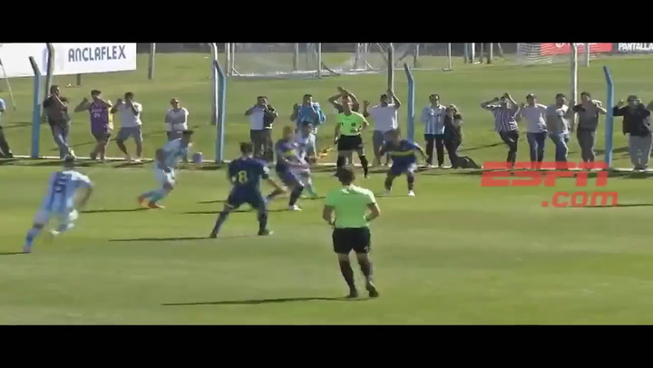 Marcelo Weigandt, la sorpresiva aparición de las inferiores de Boca - Fuente: YouTube