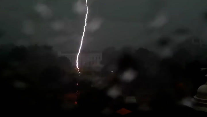 Lightning strikes at Lafayette Park near White House