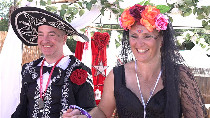 Couple ‘seal marriage’ in intimate handfasting ceremony at Glastonbury