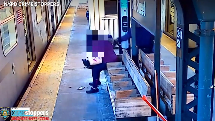 Man smears human faeces on woman’s face at New York City subway station