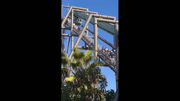 Japan: Riders Trapped Upside Down After Roller Coaster Stops Midair At USJ 2