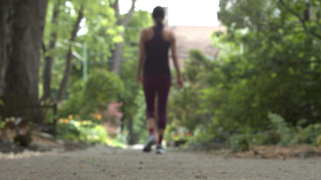 How Walking Improves Back Health