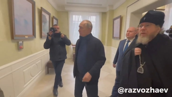 Putin visitó Mariúpol, la ciudad de Ucrania tomada por las fuerzas rusas desde hace casi un año