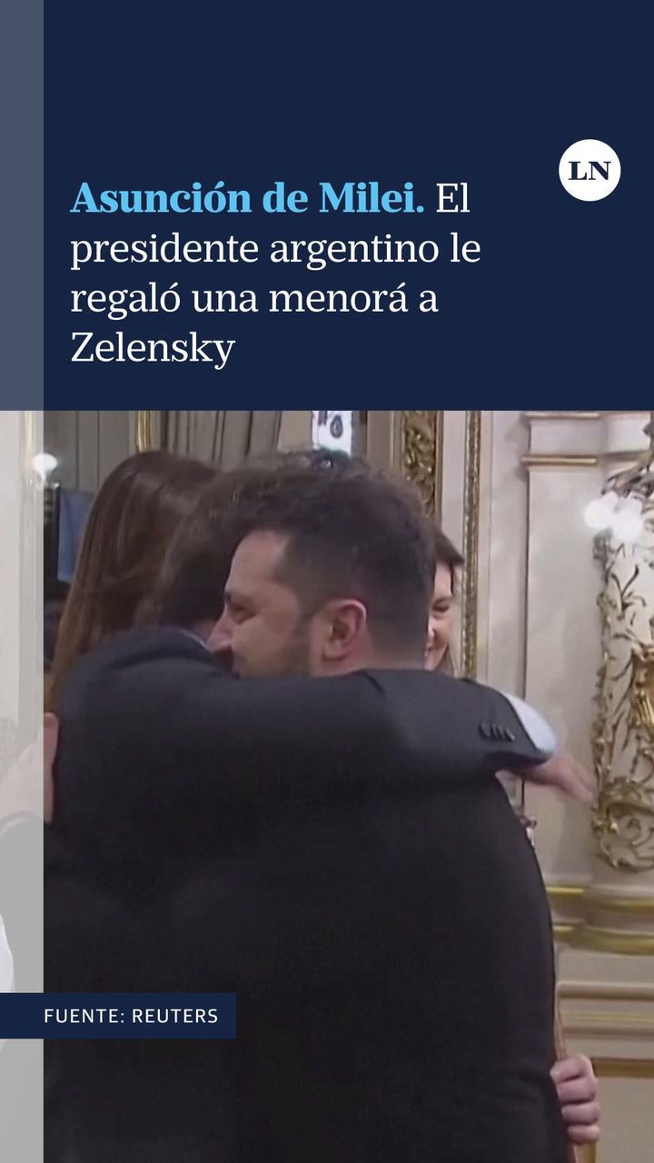 Zelensky viajó a la asunción de Javier Milei y el presidente argentino le regaló una menorá judia