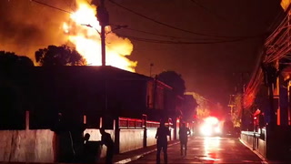 Incendio consume a cenizas Hospital de Roatán