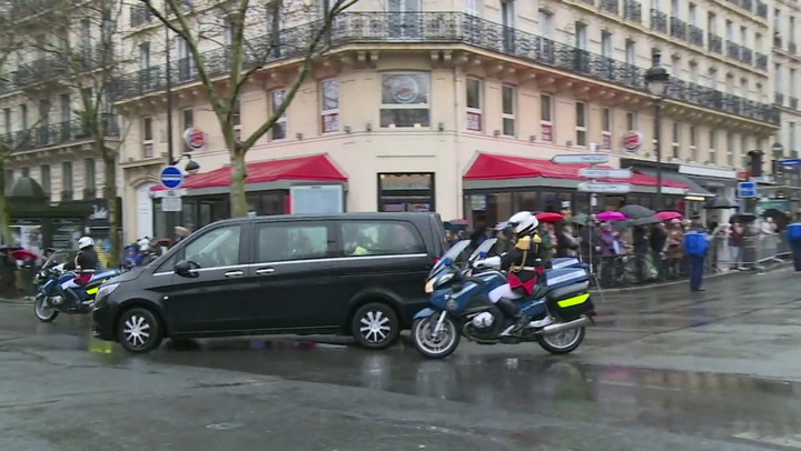 Francia rinde homenaje nacional al gendarme que dio su vida en atentado