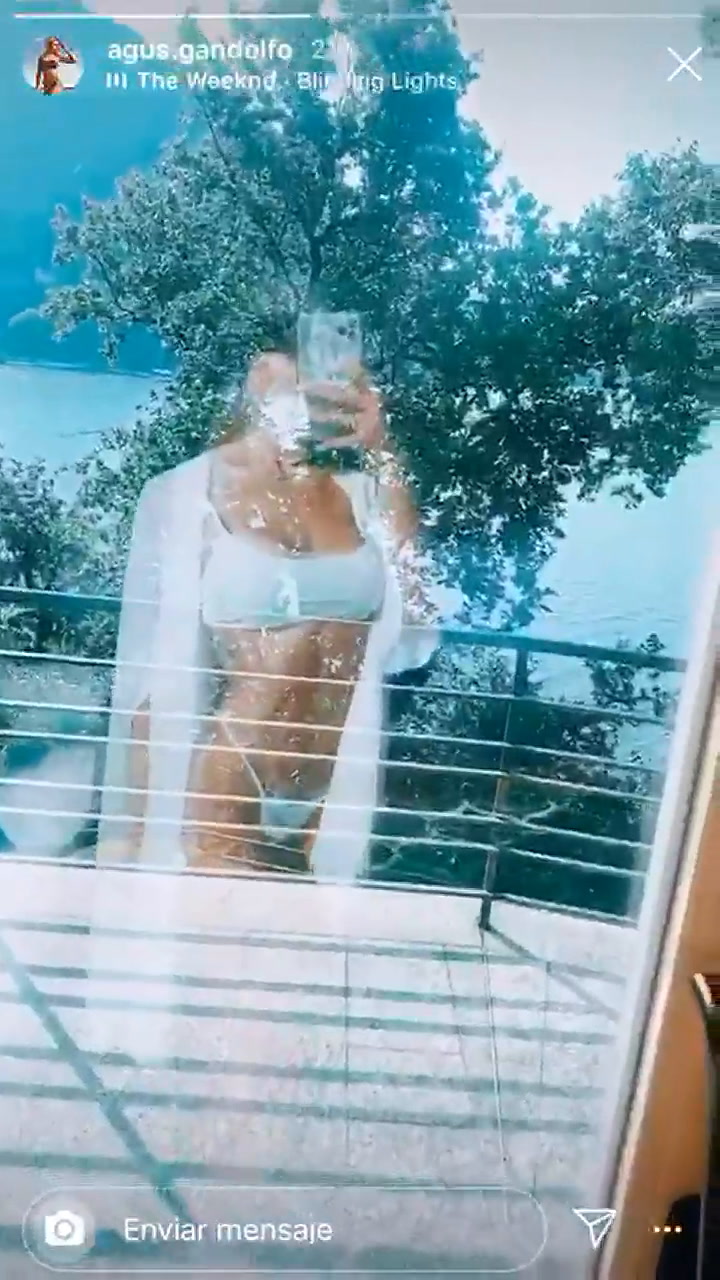 El traje de baño sexy de la novia de Lautaro Martínez