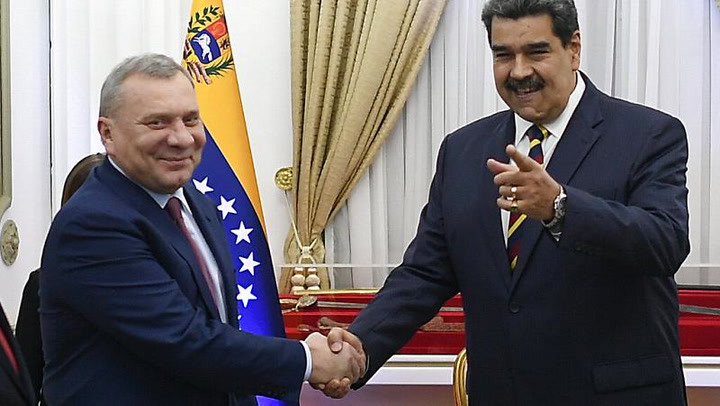 Presidente de Venezuela considera como “crimen” las sanciones del mundo impuestas a Rusia