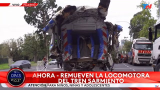 Choque de trenes en Palermo. Remueven las formaciones tras el accidente