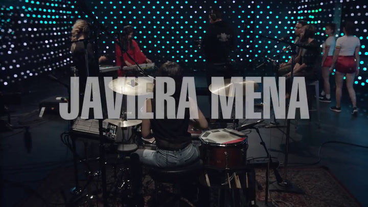 Javiera Mena - 'Otra era' - Fuente: YouTube