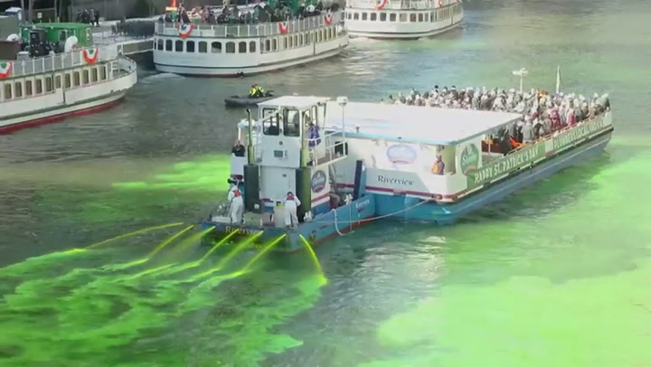Chicago tiñe su río de verde para conmemorar St. Patrick's Day
