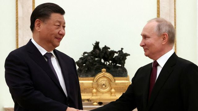 Putin to 'look at' China's peace plan