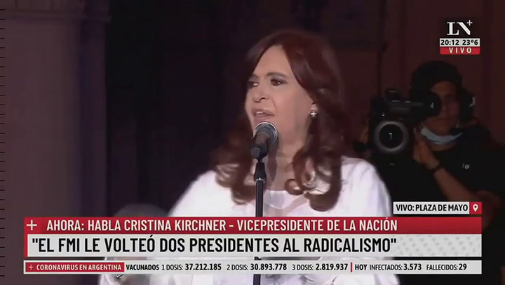 Cristina Kirchner planteó pagar la deuda con el FMI usando 'dólares fugados'