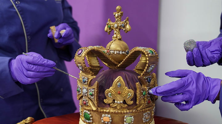 Cadbury creates edible replica crown to celebrate King's coronation