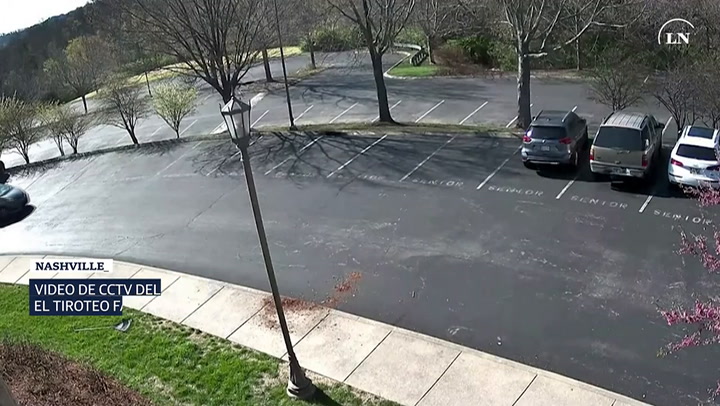 Video de CCTV del sospechoso durante el tiroteo fatal en la escuela en Nashville