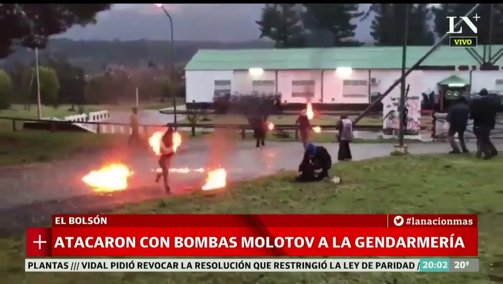 El Bolsón: atacaron con bombas molotov a la gendarmería