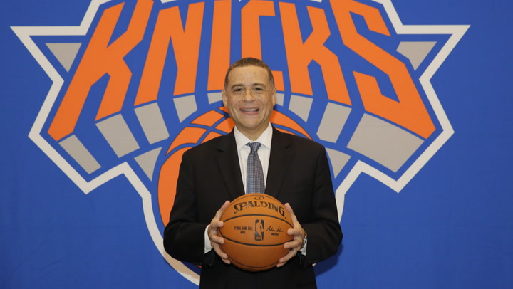 How can the Knicks replace Scott Perry?