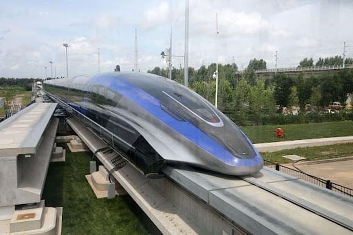 China unveils 'levitating' train that can reach speeds of 600 km/h