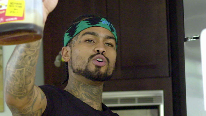What's In Your Fridge: Dave East
