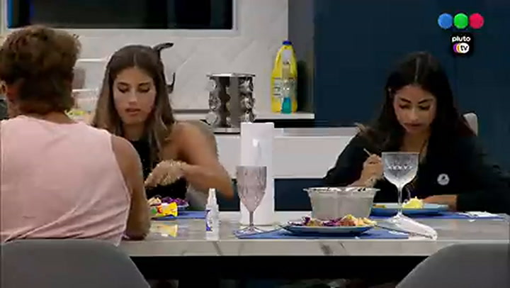 La inesperada pregunta de Marcos sobre Camila que causó risa en sus compañeros