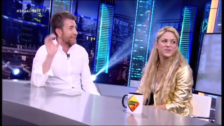 Shakira cuenta la historia de amor con Piqué - Fuente: Youtube
