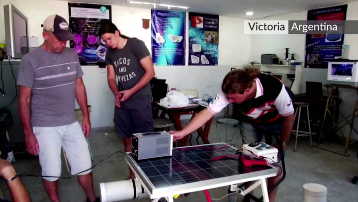 Estudiantes argentinos crearon un drone para analizar la contaminación acuática - Fuente: Reuters