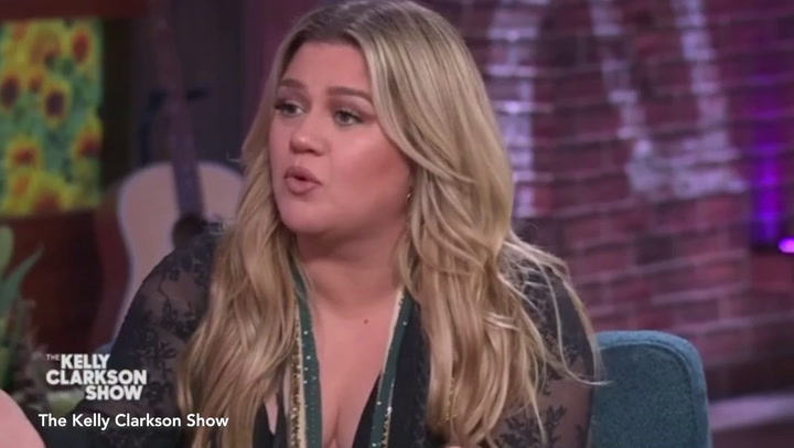 Kelly Clarkson admits she 'spanks' her children for misbehaving in bold  statement - Mirror Online