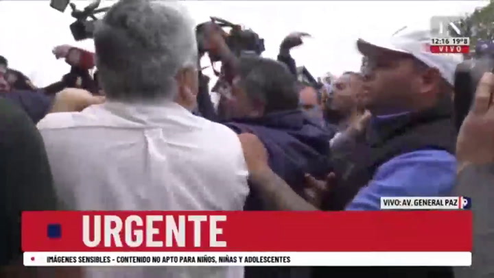 Agresión a Sergio Berni: así fue evacuado de la protesta de colectiveros por el asesinato de un chofer