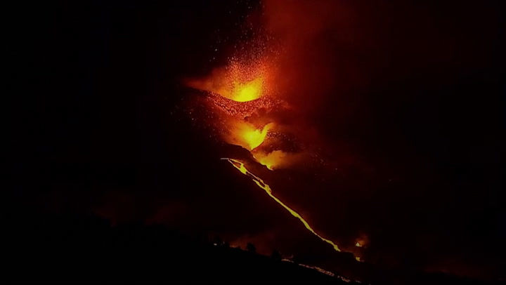 La Palma volcano: More lava spews from new fissures amid 'intense' activity