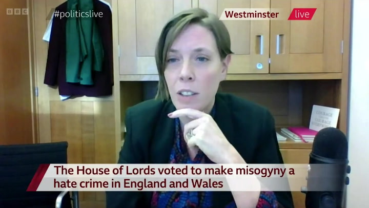 Jess Phillips reads out abusive email she receives during BBC Politics Live interview