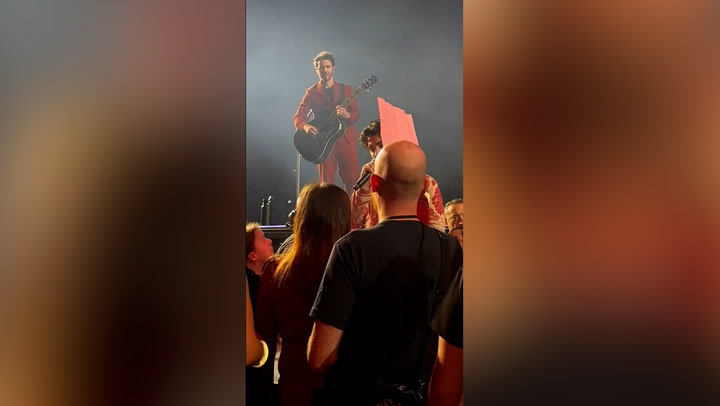 Jonas Brothers dedicate song 'Little Bird' to fan after daughter's tragic death