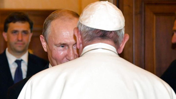 El papa Francisco pide reunirse en Moscú con Putin pero aun no recibe respuesta 