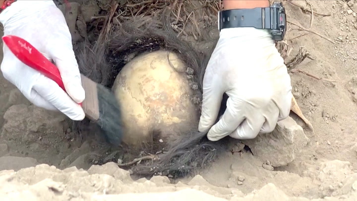 Archeologists Unearth 5 Ancient Mummies Near Peru’s Capital