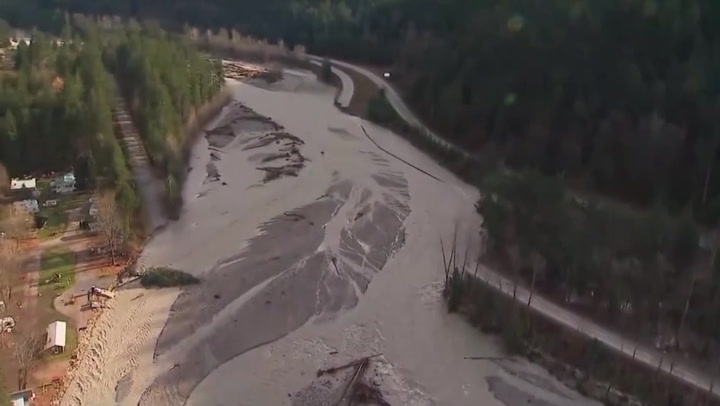 British Columbia: Severe floods and mudslides bring destruction to Canadian province