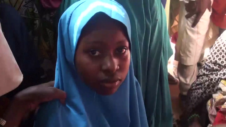Grupo islamista Boko Haram libera a 76 estudiantes secuestradas en Nigeria