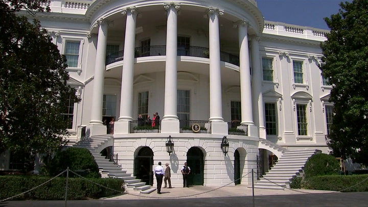 Donald Trump vio el eclipse solar desde la Casa Blanca - Fuente: Reuters