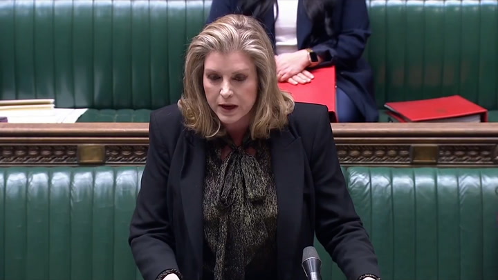 Penny Mordaunt claims Speaker Hoyle is victim of ‘weak and fickle’ Starmer