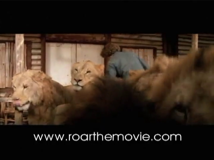 Escena de la película Roar