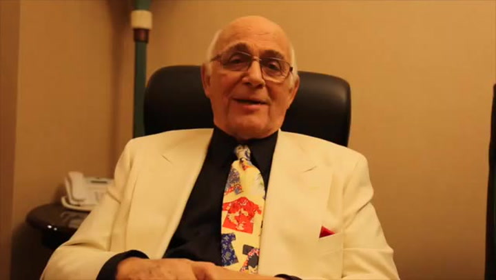Gavin Macleod - Captain Stubing On "The boat of love" - Interview with a cruise critic (2013)