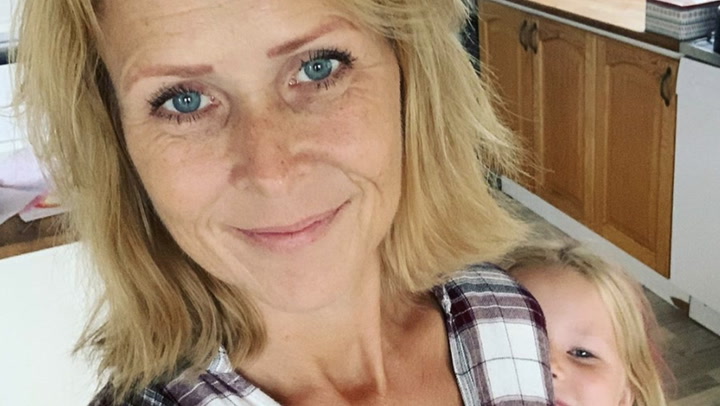 Mirka Norrströms sorg – bryter tystnaden om ekonomiska krisen: ”Riktigt illa”