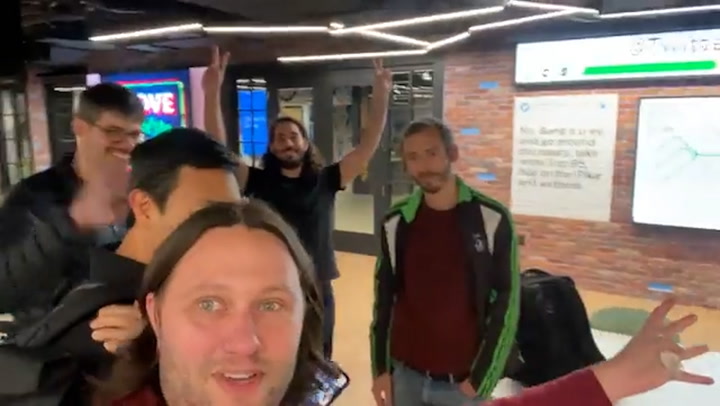 Twitter employees film themselves as they count down to being fired