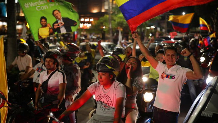 Petro: “No voy a expropiar nada ni a nadie” al asumir la presidencia de Colombia 
