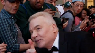Mike Myers debuts dramatic new look in rare public appearance