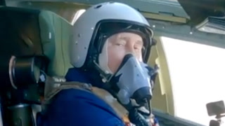 Video: Her flyr Putin atombombe-fly