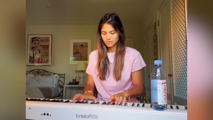 Emma Raducanu shows off keyboard skills during recovery from back injury