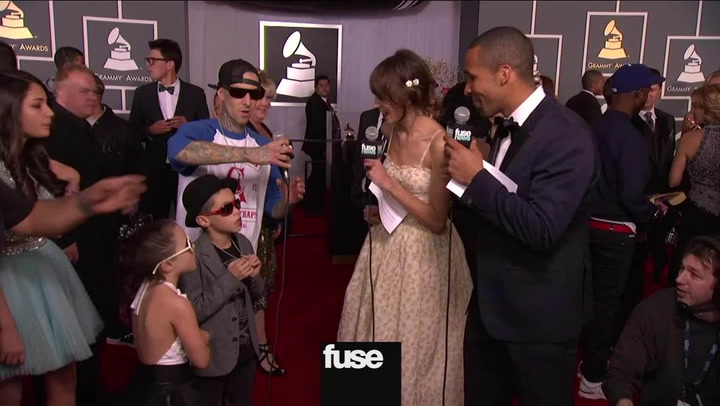 Interviews: Grammys: Travis Barker Hits the Red Carpet with His Crew (And They're Adorable!)