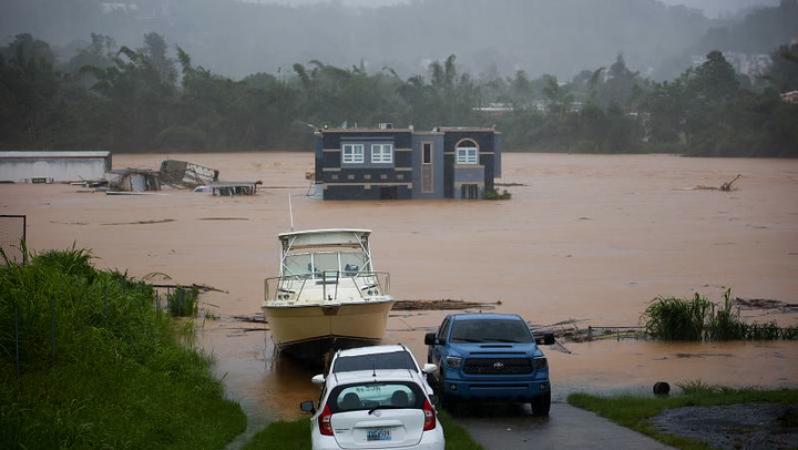 El huracán Fiona golpea Puerto Rico con daños catastróficos y apagones