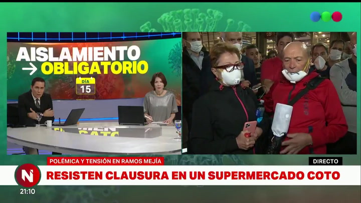 Alfredo Coto encabezando la protesta en el supermercado de Ramos Mejía - Fuente: Telefe Noticias